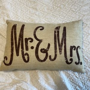 Mr & Mrs Neck Pillow